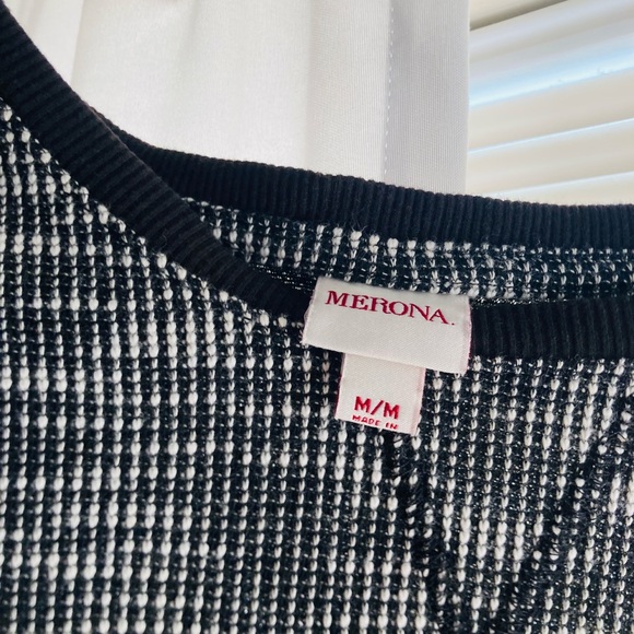 Black and White Sweater Dress - Picture 4 of 4